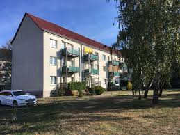 Herzlich willkommen auf der webseite der neubi gmbh, der wohnungsgesellschaft für bitterfeld, sandersdorf und umgebung. 3 Zimmer Wohnung Zu Vermieten Schulstrasse 11 06792 Sandersdorf Brehna Ot Zscherndorf Sandersdorf Mapio Net
