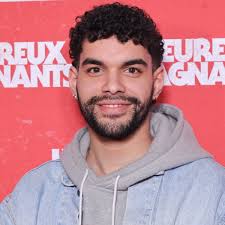 Culte : qui est Sami Outalbali, l'interprète de Karim dans la série ?
