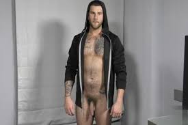 Showing it off and oiling it up. Solo Gay Male Videos At Gay Men Ring