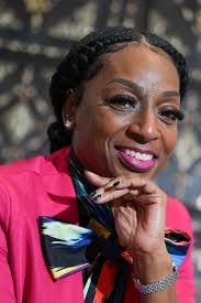 Erin Calloway's Instagram, Twitter & Facebook