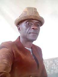 A necklace carrying the tooth of a prehistoric shark known as a megalodon  has been discovered in the wreckage of the Titanic during a digital scan of  the sunken ship.