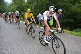 Froome borrowed bike tour de france crash. Why Does Chris Froome Look So Bad On A Bike Velonews Com