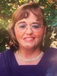 Renee Oran's Instagram, Twitter & Facebook