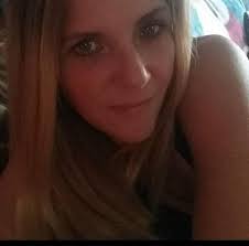 Can I help my hamster with paper-based bedding issues?