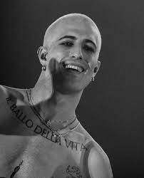 Do you miss bald Damiano? Definitely yes!