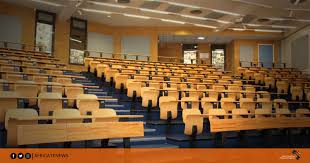 تتجه وزارة التعليم العالي في المغرب إلى نشر أكبر للغة الإنجليزية، إذ راسلت الجامعات. Ø§Ù„ØªØ¹Ù„ÙŠÙ… Ø§Ù„Ø¹Ø§Ù„ÙŠ Ø§Ù„Ù…ØºØ±Ø¨ÙŠ ÙŠÙ‚Ø±Ø± Ø§Ø³ØªØ±Ø§ØªÙŠØ¬ØªÙ‡ Ø§Ù„Ù…ÙˆØ³Ù… Ø§Ù„Ø¬Ø§Ù…Ø¹ÙŠ Ø§Ù„Ù…Ù‚Ø¨Ù„ Ø¨ÙˆØ§Ø¨Ø© Ø£ÙØ±ÙŠÙ‚ÙŠØ§ Ø§Ù„Ø¥Ø®Ø¨Ø§Ø±ÙŠØ©