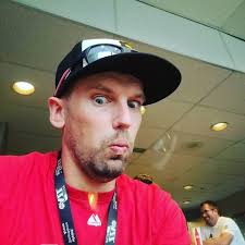 Could watch this all day 😂🎈 (Via balloon_league)