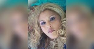 Eva Miramontes's Instagram, Twitter & Facebook