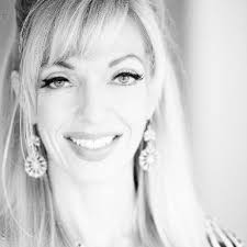 4 Award-Winning Healthcare Email Marketing Examples to Inspire Your Next  Campaign October 21, 2024 Email is one of the most effe