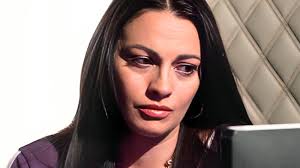 Un Posto al Sole, anticipazioni domani 4 giugno: Antonietta oltre il limite