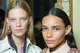Finding out what the best hair oil for dry damaged hair is, will help! Best Hair Oil For Dry Damaged Hair 3 Luxe Hair Oils To Try