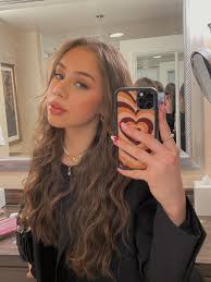 Discover more posts about fernanda ramirez. Pin By Fernanda Ramirez On My Life Slick Hairstyles Mirror Selfie Poses Hair Styles