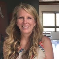 Kathy Lingle's Instagram, Twitter & Facebook