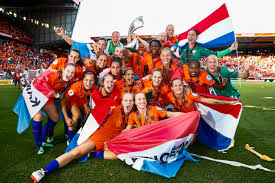 Jun 30, 2021 · op zaterdag 3 juli om 11.00 uur vindt er een laatste training op nederlandse bodem plaats van de oranjeleeuwinnen voordat zij vertrekken naar tokio. Huldiging Oranjeleeuwinnen Live Op Npo 1 Totaal Tv