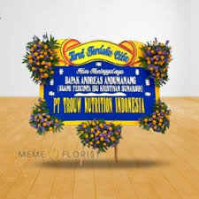 Toko karangan bunga malang terlengkap dan terbesar di kota malang raya siap melayani karangan bunga malang workshop : Toko Bunga Online Di Malang 1 Free Ongkir Meme Florist Malang