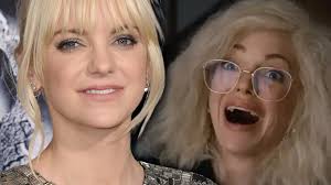 Anna Faris Reveals Deleted Scary Movie 6 Joke