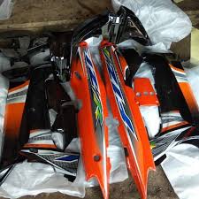 Cover Body Halus F1zr Orange Hitam 2004 Shopee Indonesia