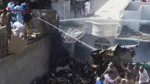 According to di minister, di plane crash not too far from di runway afta e report engine failure on im way to minna. World News Today Pakistan International Airlines Flight Crashed With 100 People Onboard Vietnam Times