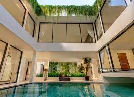 Kolam renang tidak hanya dapat digunakan untuk berenang, tetapi anda juga dapat menjadikannya sebagai tempat untuk mengadakan suatu acara di malam atau siang hari, seperti. Rumah Mewah Baru Ada Kolam Renang Siap Huni Di Menteng Jakarta Pusat Menteng Jakarta Pusat Menteng Jakarta Pusat Dki Jakarta 7 Kamar Tidur 2300 M Rumah Dijual Oleh Feronika Agnesia Rp 80 M 17275213