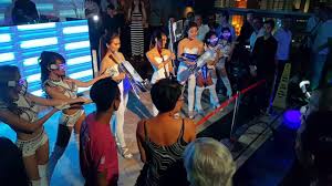 Traders hotel kuala lumpur offers free shuttle buggies to suria klcc shopping mall. Asia S Best Bar 2016 Malaysia S Sky Bar Traders Hotel Kl Celebrates Win With Hed Kandi Party Youtube