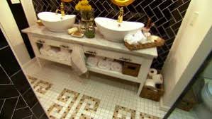 See more ideas about home town hgtv, home, hgtv. Small Bathroom Makeovers Hgtv