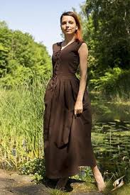 Our large selection of period raiment includes period fantasy dresses, ladies' surcoats, celtic robes, scottish ensembles, peasant garbs, saxon pinafores, and norse. Peasant Dress Dark Brown Peasant Dress Sleeveless Dresses Casual Medieval Dress