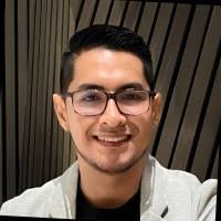 300+ perfiles de «Alexander Villanueva»