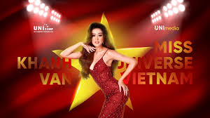 Năm 2013 cô giành danh hiệu hoa khôi áo dài. Nguyá»…n Tráº§n Khanh Van Home Facebook