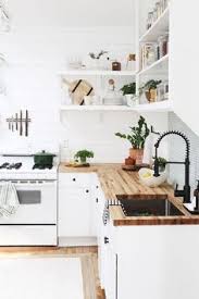 Karena bisa saja televisi terbentur sesuatu atau secara tidak sengaja kesenggol. 27 Best Kabinet Dapur Ideas Dapur Moden Menghias Dapur Penyimpanan Dapur