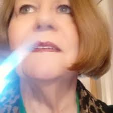 How to make creamed spinach with bacon grease, pepper, and egg like a  family recipe?