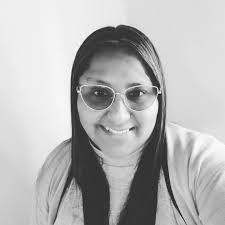 Ana Soliz's Instagram, Twitter & Facebook