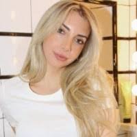 Emily June's Instagram, Twitter & Facebook