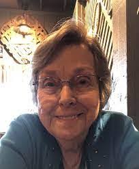 Peggy Weise's Instagram, Twitter & Facebook