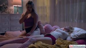 Eliza Eves and her busty tgirl friend Erica Cherry make out on the bed.The  big tits shemale licks her pussy and get her big trans cock sucked off -  XNXX.COM