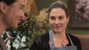 Fallon talks her way into planning Kirsta's wedding in Neighbours