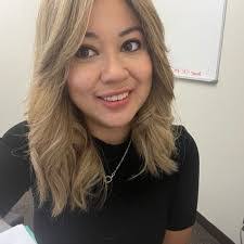 Stephanie Rebollar's Instagram, Twitter & Facebook