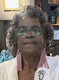 Peggy Berry's Instagram, Twitter & Facebook