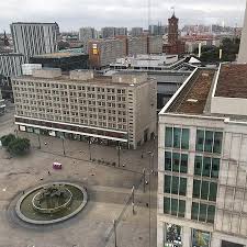 Die zimmer im park inn by radisson berlin alexanderplatz sind mit einer klimaanlage ausgestattet. Room 3502 Junior Suite Aufnahme Von Park Inn By Radisson Berlin Alexanderplatz Tripadvisor