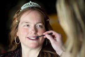 A night to remember: Volunteers create magical prom for special needs  community