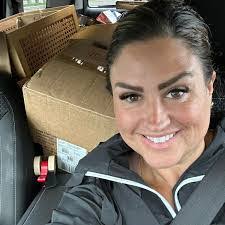 Rose Decarlo's Instagram, Twitter & Facebook