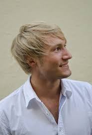 Check out how to style short hairstyles for men with thick hair with this handy video and inspirational looks. Best Short Haircut For Male Casual Short Straight Cut 2013 Short Haircut For Men Hairstyles Weekly