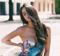 See more ideas about modelky, fotografie párů, sourozenci. This Is Emilia Mernes The Argentine Who Was At Neymar S Private Party Foto 10 De 19 Marca English