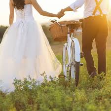 Personnalisez l'urne de mariage en mettant une vraie boîte postale. 25 Idees D Urnes De Mariage Originales Magazine Avantages