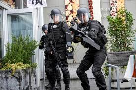 (2017) saison 2 episode 13 hd. S W A T Season 3 Episode 13 Photos And Preview Of Ekitai Rashku