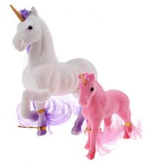 What is your dream horse and what does it look like? Dream Horse 06225a Einhornset Mit Einhorn Kaufland De