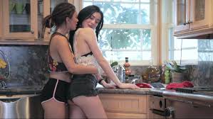 Director gathers five girls for ardent lesbian orgy