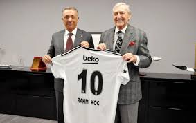 Babası iş adamı yaşar kaptan çebi, annesi ayten çebi'dir. Rahmi Koc Besiktas A Ne Kadar Kac Para Bagisladi Birakmam Seni Odul Senin Bagis Kampanyasi Ajansspor Com