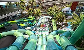 Melaka wonderland theme park & resort terletak berdekatan dengan kampung buku malaysia melaka dan kini merupakan taman tema air yang terkenal di melaka. Grantnsaipan Taman Tema Air Di Melaka