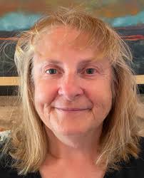 Are there any yard or estate sales off the main path in Mentone area?