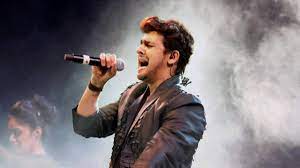 The hindi song is sung by sonu nigam, kavita krishnamurthy. Sonu Nigam Pays Special Musical Tribute To Motherhood Through Song Maa Music News India Tv